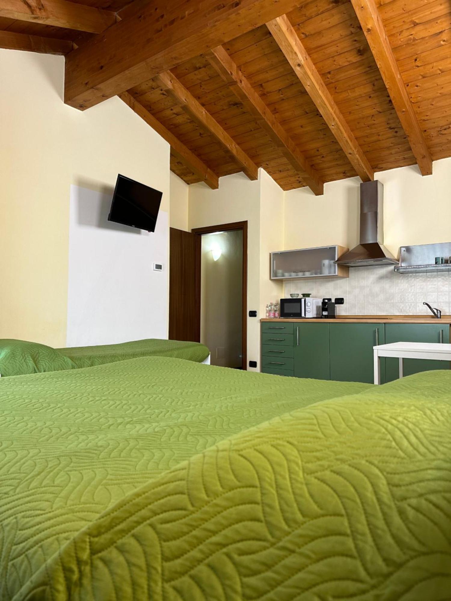 Bergamo Easy Airport Sleep&Fly Parking Apartman Kültér fotó